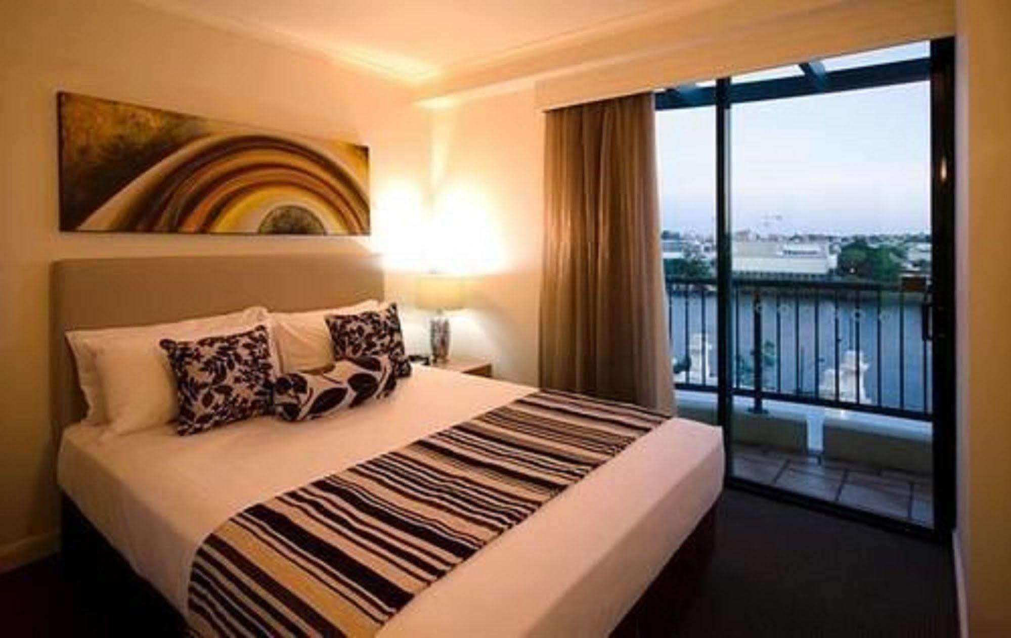 อพาร์ทเมนท์สเซ็นทรัลคอสโม Aparthotel บริสเบน ภายนอก รูปภาพ